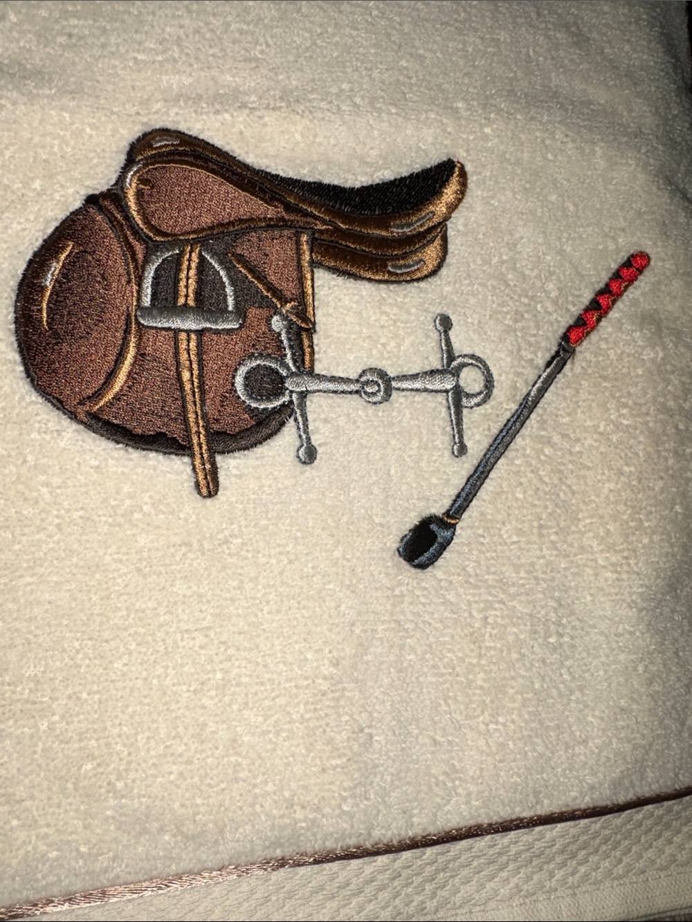 Embroidered Equestrian Towel Set - Ivory & Deep Ruby Red - Picture 3 of 8